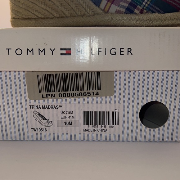 Tommy Hilfiger womens size 10 plaid wedge - Picture 5 of 5